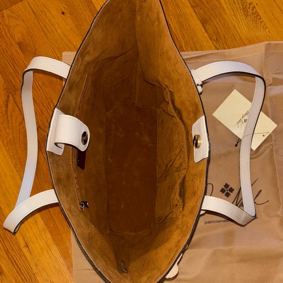 New Patricia Nash Elegant Chalk White Floral Tote Bag - Picture 5 of 9